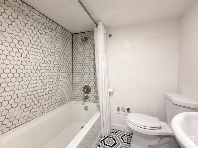 Photo 18 for MLS #2105141 at 979 E Patterson St