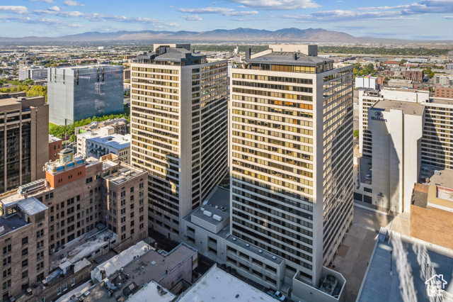 Photo 41 for MLS #2105160 at 44 W Broadway #605S