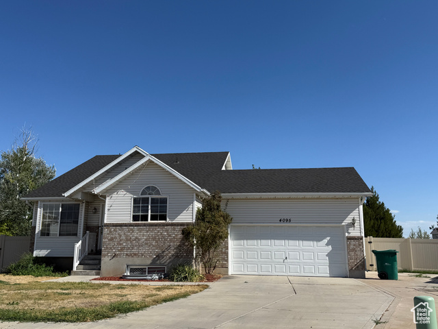 4095 W 4875 S, Roy UT 84067