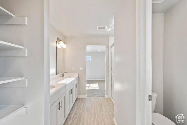 Photo 6 for MLS #2105174 at 71 E Broadway Dr #1034