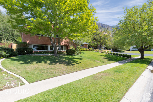 MLS #2105175 - 1570 N Willow Ln