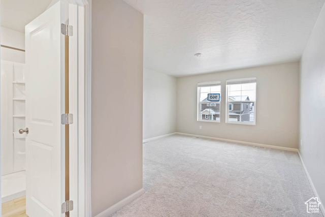 Photo 9 for MLS #2105185 at 77 E Broadway Dr #1033