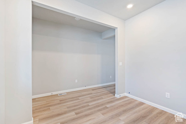 Photo 14 for MLS #2105185 at 77 E Broadway Dr #1033