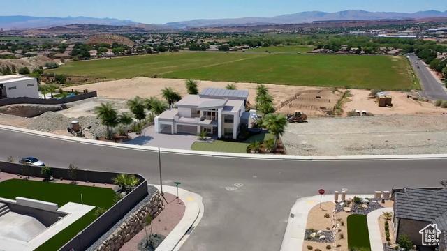 1194 SEMINOLE WAY #304