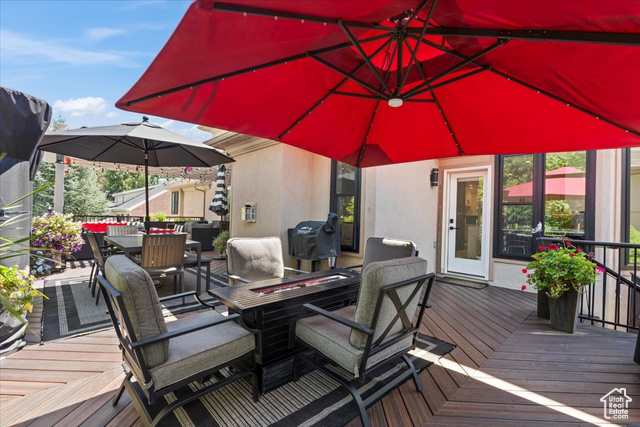 Photo 46 for MLS #2105211 at 1064 W Park Palisade Dr