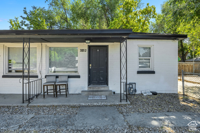 Photo 3 for MLS #2105215 at 3851 S 3200 West