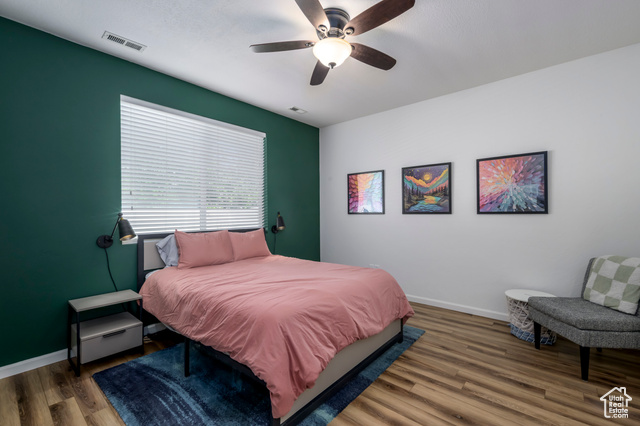 Photo 13 for MLS #2105222 at 329 N Greenwich Dr