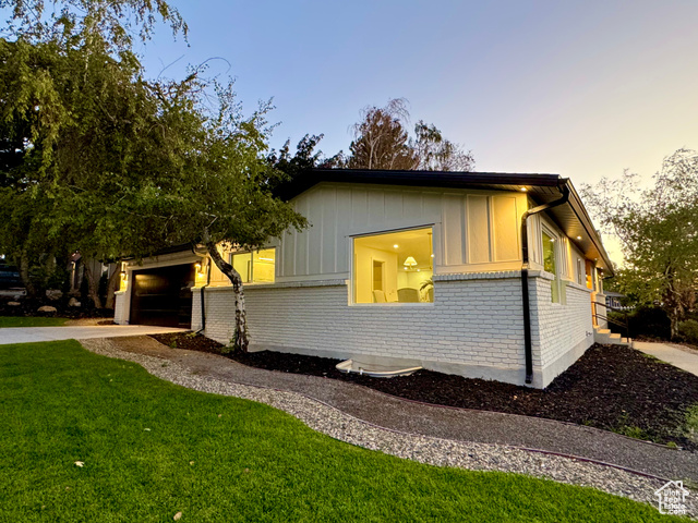 Photo 34 for MLS #2105229 at 3662 E Oakview Dr