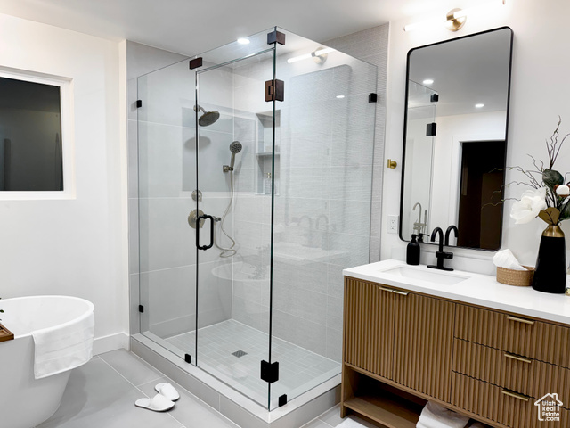 Photo 16 for MLS #2105229 at 3662 E Oakview Dr