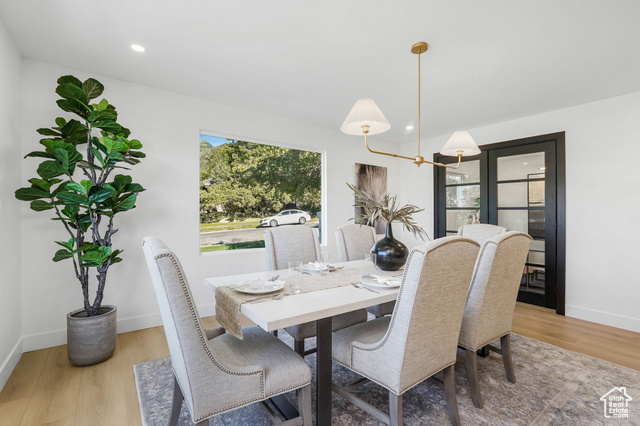 Photo 10 for MLS #2105229 at 3662 E Oakview Dr