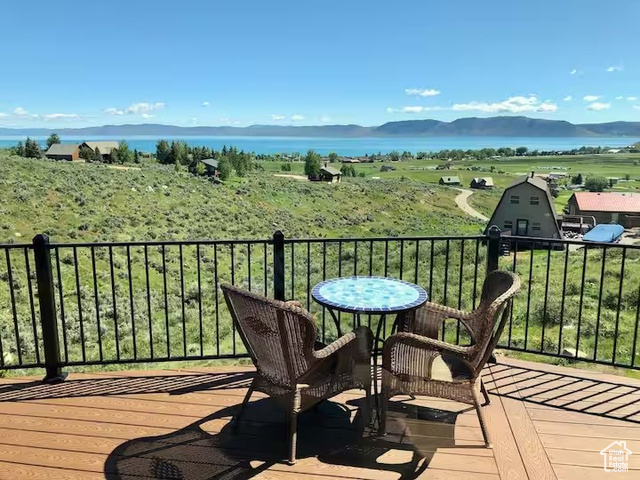 MLS #2105236 - 357 Yarrow Dr