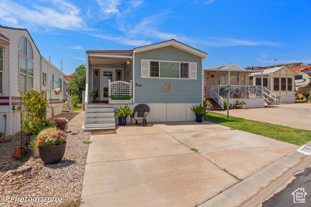1150 W RED HILLS PKW #118, Washington UT 84780