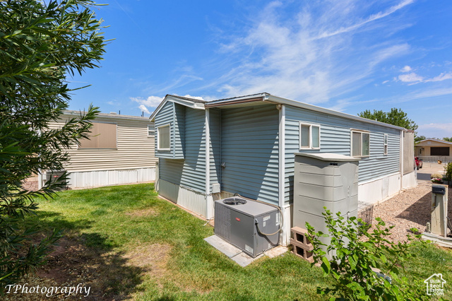 Photo 18 for MLS #2105240 at 1150 W Red Hills #118