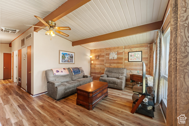 Photo 16 for MLS #2105248 at 931 Rancho Blvd