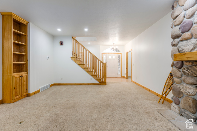 Photo 3 for MLS #2105259 at 265 N Alpenhof Ct