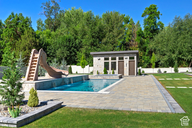 Photo 80 for MLS #2105276 at 2222 E Walker Ln
