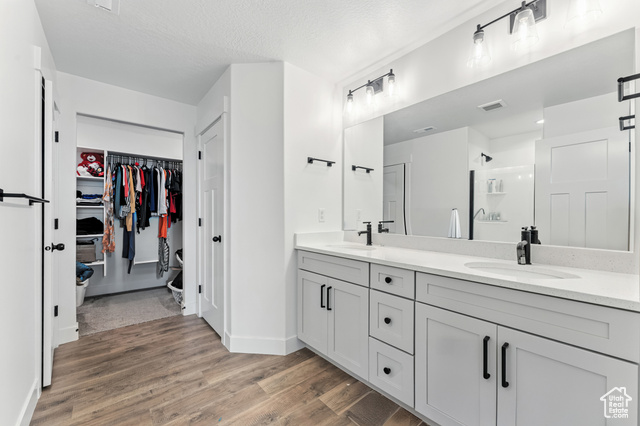 Photo 18 for MLS #2105280 at 4804 S Alder Dr #116