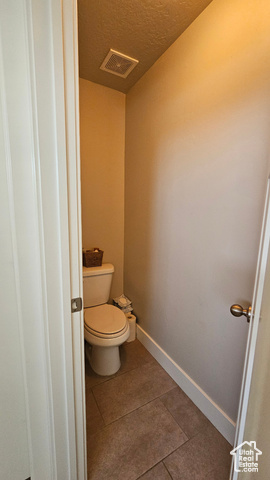 Photo 14 for MLS #2105281 at 828 Valley View Way