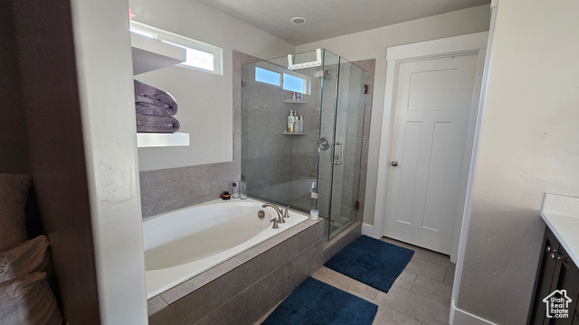 Photo 11 for MLS #2105281 at 828 Valley View Way