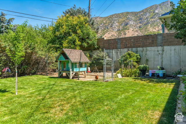 Photo 35 for MLS #2105298 at 895 E 2620 North