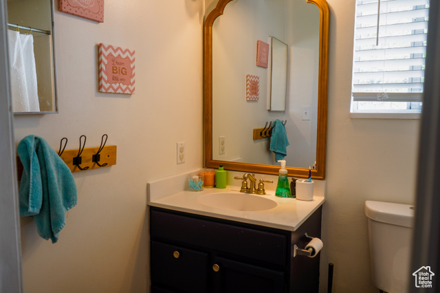 Photo 10 for MLS #2105299 at 3546 W 7980 South