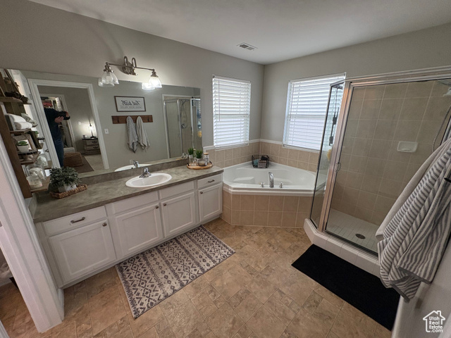 Photo 41 for MLS #2105303 at 840 N Great View Dr
