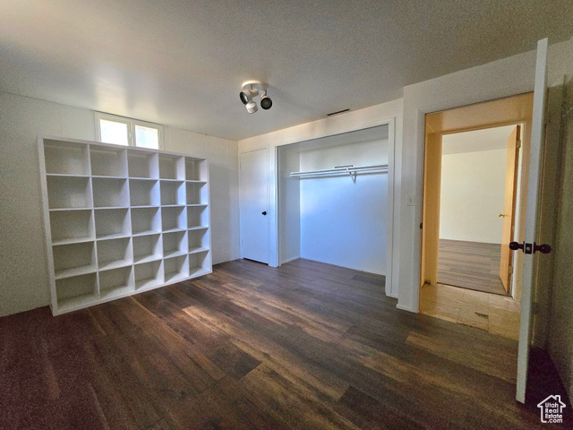Photo 18 for MLS #2105314 at 271 W Main St