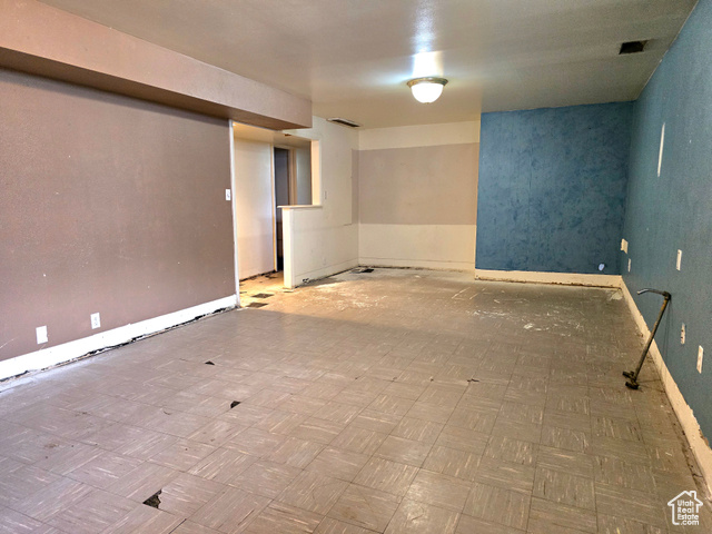 Photo 24 for MLS #2105314 at 271 W Main St