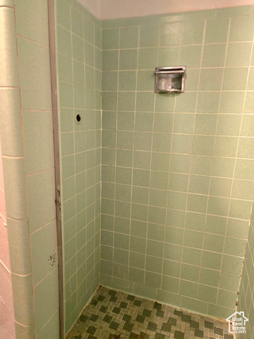 Photo 28 for MLS #2105314 at 271 W Main St