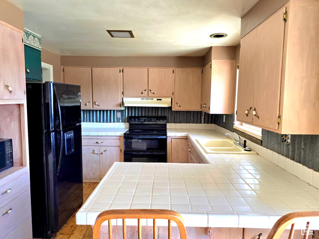 Photo 6 for MLS #2105314 at 271 W Main St