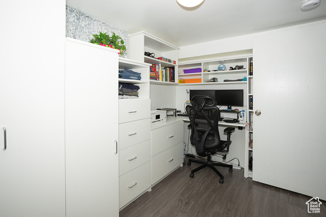 Photo 18 for MLS #2105315 at 829 E Zenith Ave