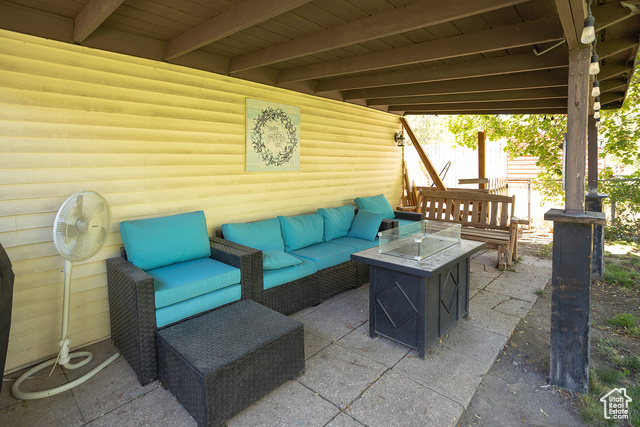 Photo 32 for MLS #2105315 at 829 E Zenith Ave