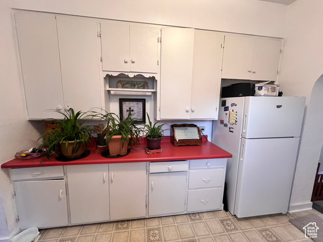 Photo 2 for MLS #2105331 at 350 W Main St