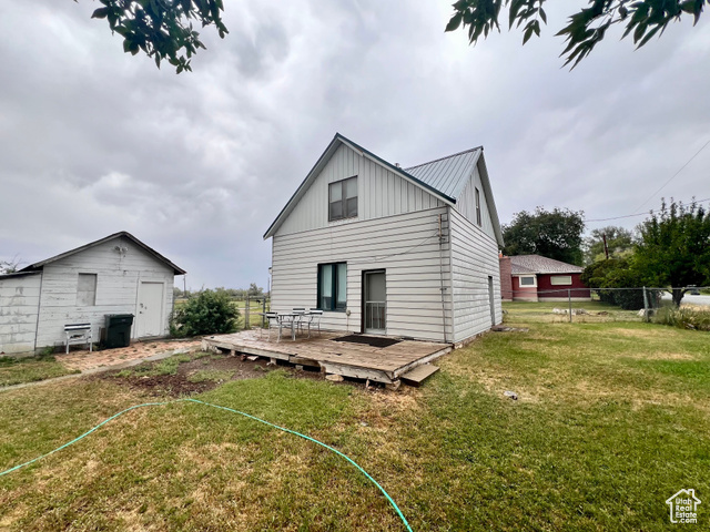 Photo 20 for MLS #2105331 at 350 W Main St