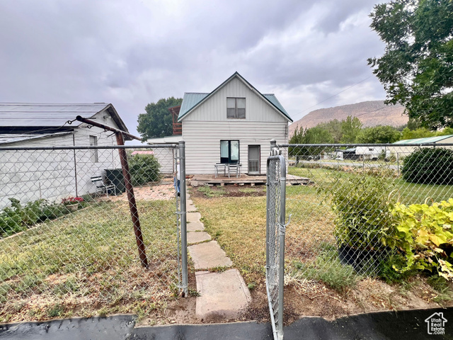 Photo 24 for MLS #2105331 at 350 W Main St