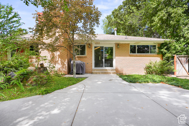 Photo 42 for MLS #2105333 at 3364 E Creek Rd