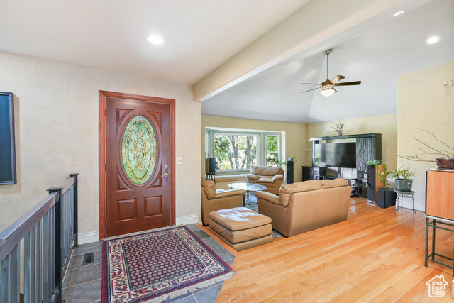 Photo 11 for MLS #2105333 at 3364 E Creek Rd