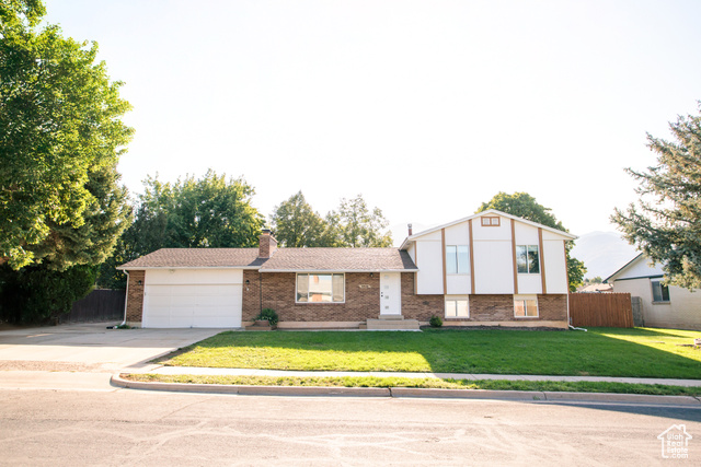 Photo 44 for MLS #2105334 at 1086 N Oakridge Dr