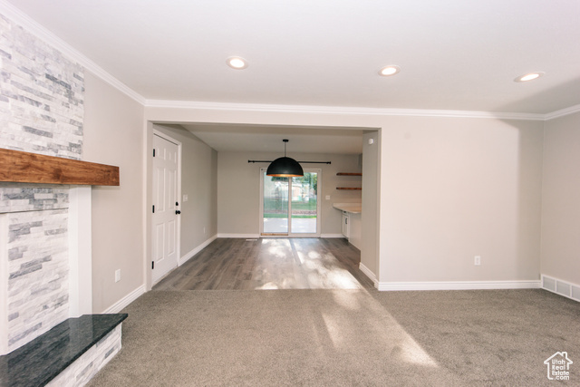Photo 8 for MLS #2105334 at 1086 N Oakridge Dr