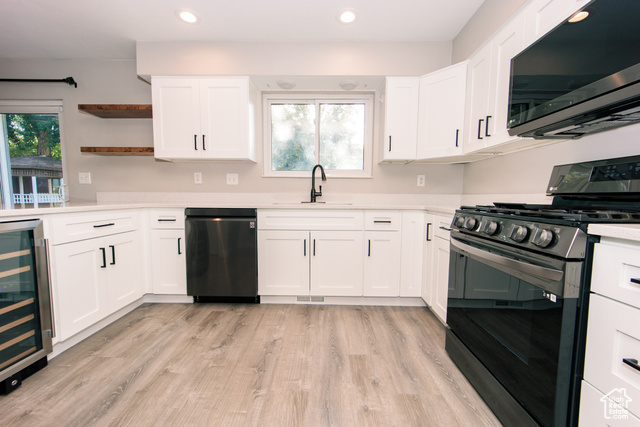 Photo 16 for MLS #2105334 at 1086 N Oakridge Dr