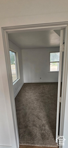 Photo 14 for MLS #2105338 at 284 N Main