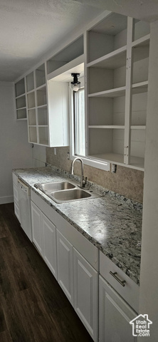 Photo 8 for MLS #2105338 at 284 N Main