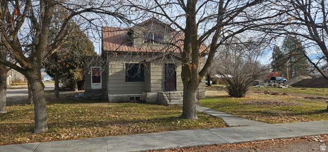 Main photo for 284 N Main