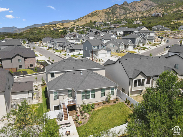 1390 E Orchard Ridge Ln