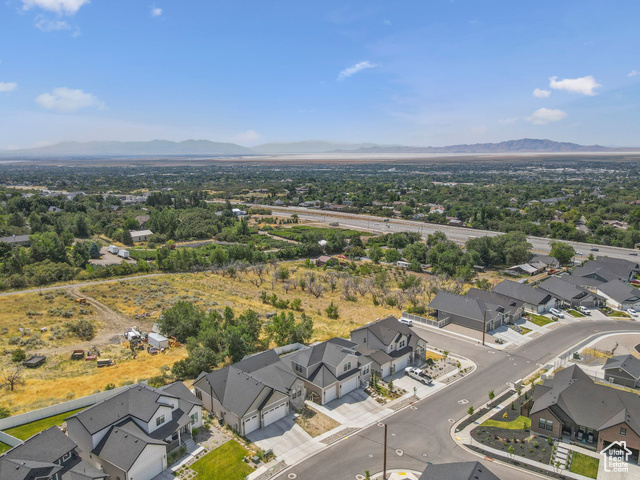 1390 E Orchard Ridge Ln