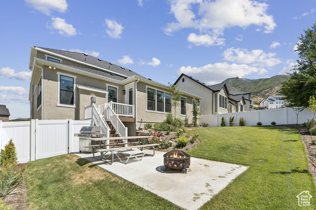 1390 E Orchard Ridge Ln