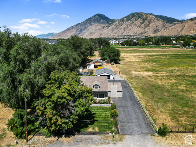 Photo 30 for MLS #2105360 at 530 W Maple St