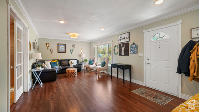 Photo 4 for MLS #2105360 at 530 W Maple St