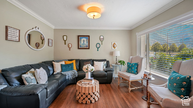 Photo 5 for MLS #2105360 at 530 W Maple St