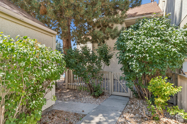 Photo 40 for MLS #2105369 at 40 Spaulding Ct